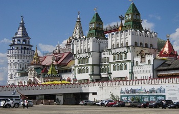 Авторская экскурсия «Тайны московских замков»